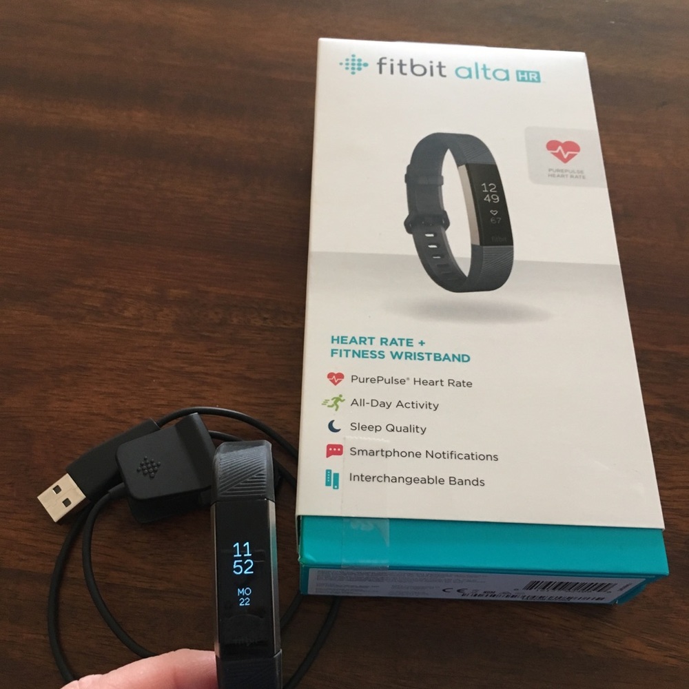 Fitbit Alta HR